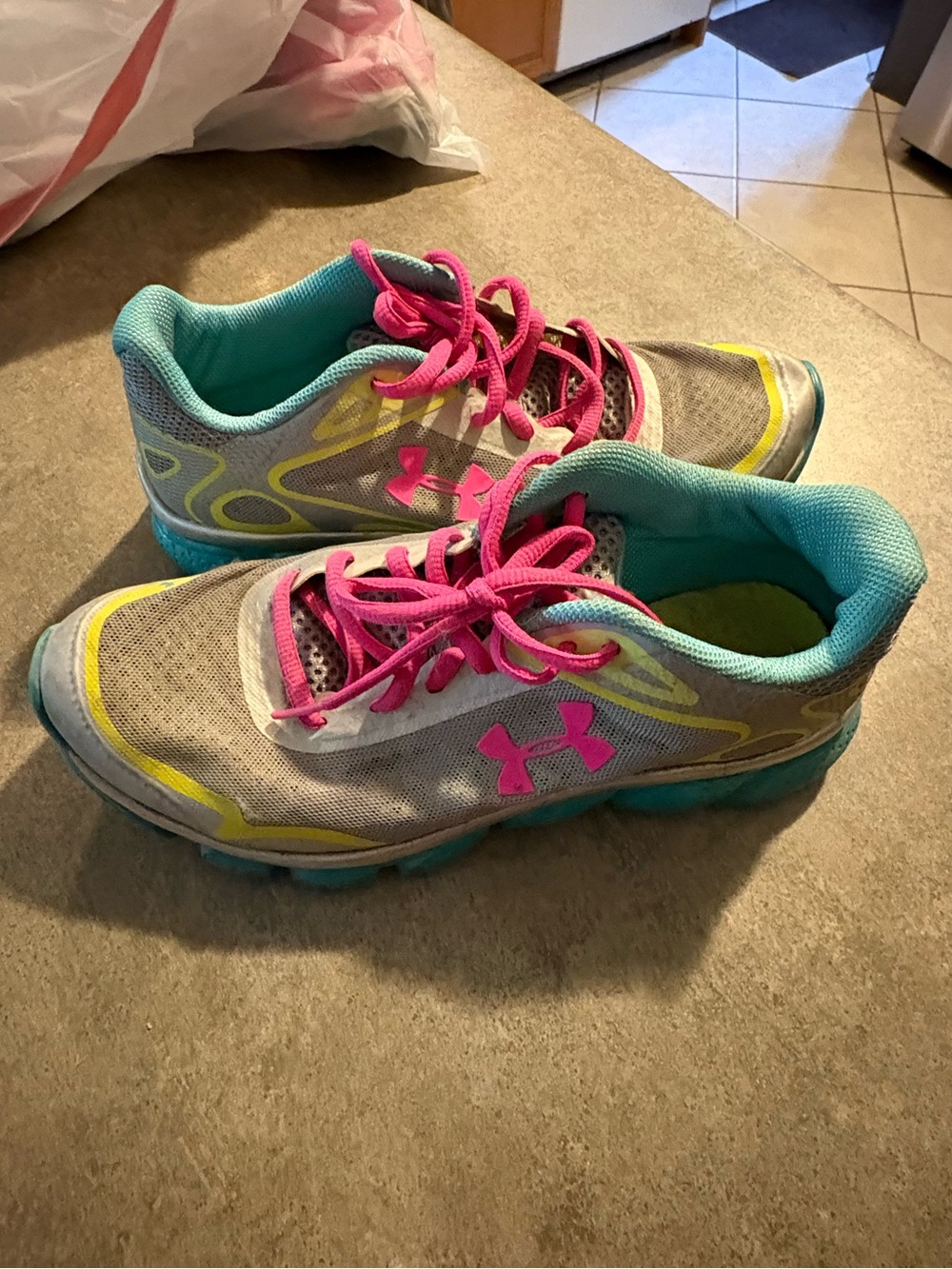 Women’s UA Sneakers